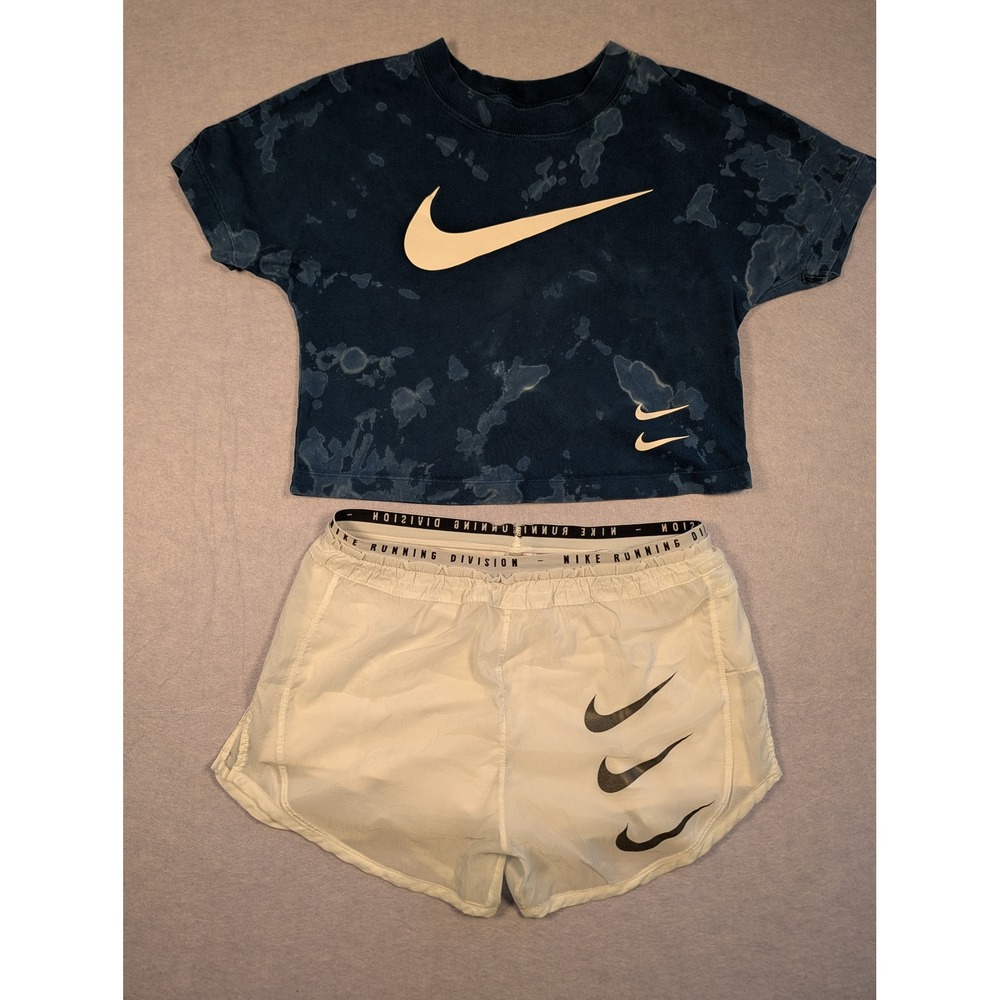 Nike Running Division Set Women XS/S Blue Tie Dye Crop Top White Shorts EUC